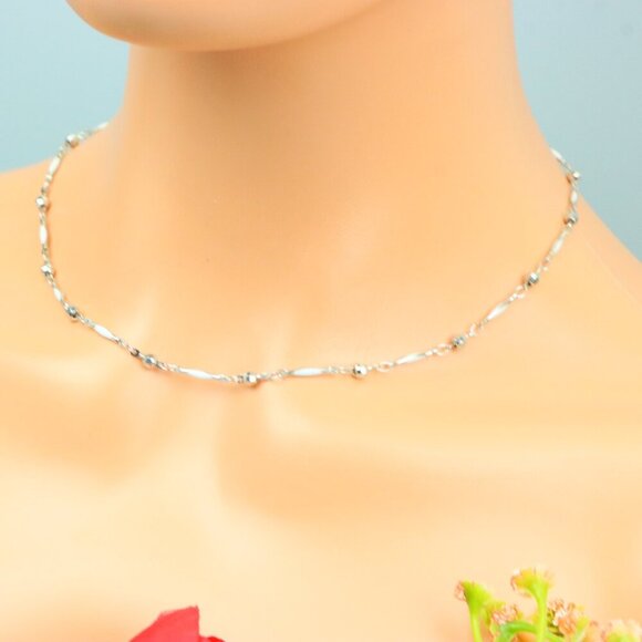 Delicate & Contemporary Necklace Chain, A Lovely Choice for Women, EVCH1684 - Picture 5 of 10